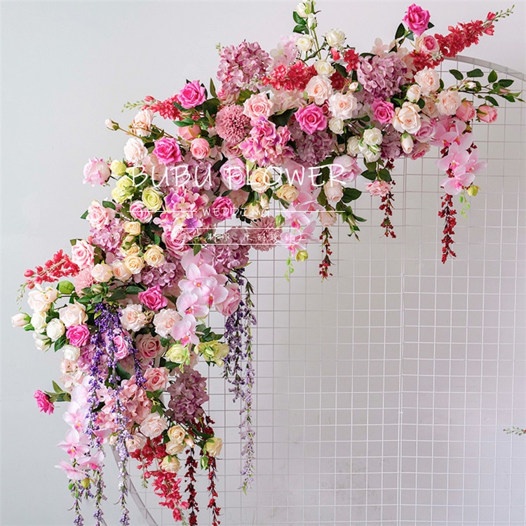 flowers to decorate wedding arch10