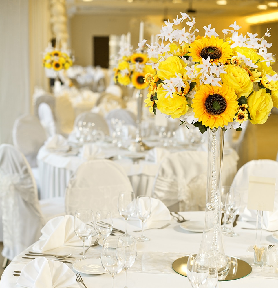 wedding table floral decorations