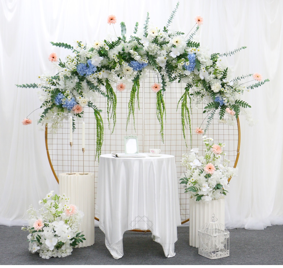 DIY Floral Arrangements for Wedding Decorations
